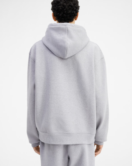 The Jacquemus sweatshirt