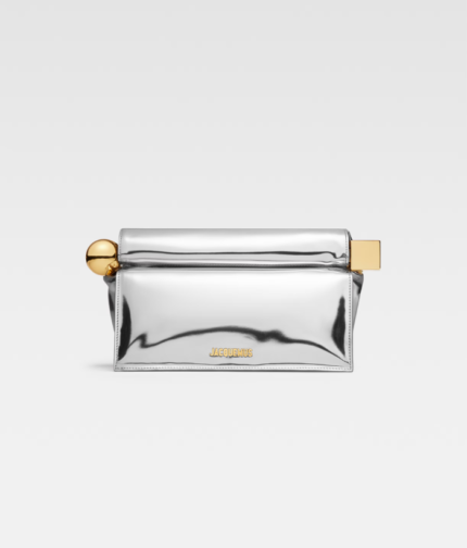 The Rond Carré clutch